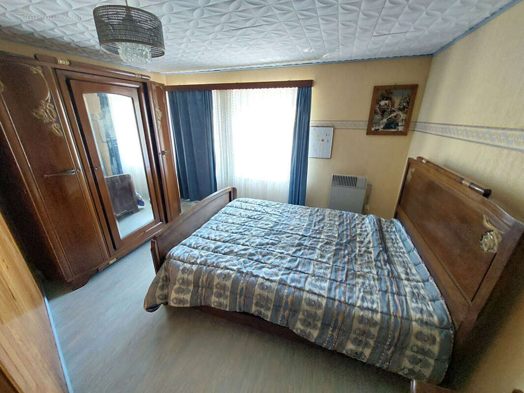 Maison à METAIRIES-SAINT-QUIRIN