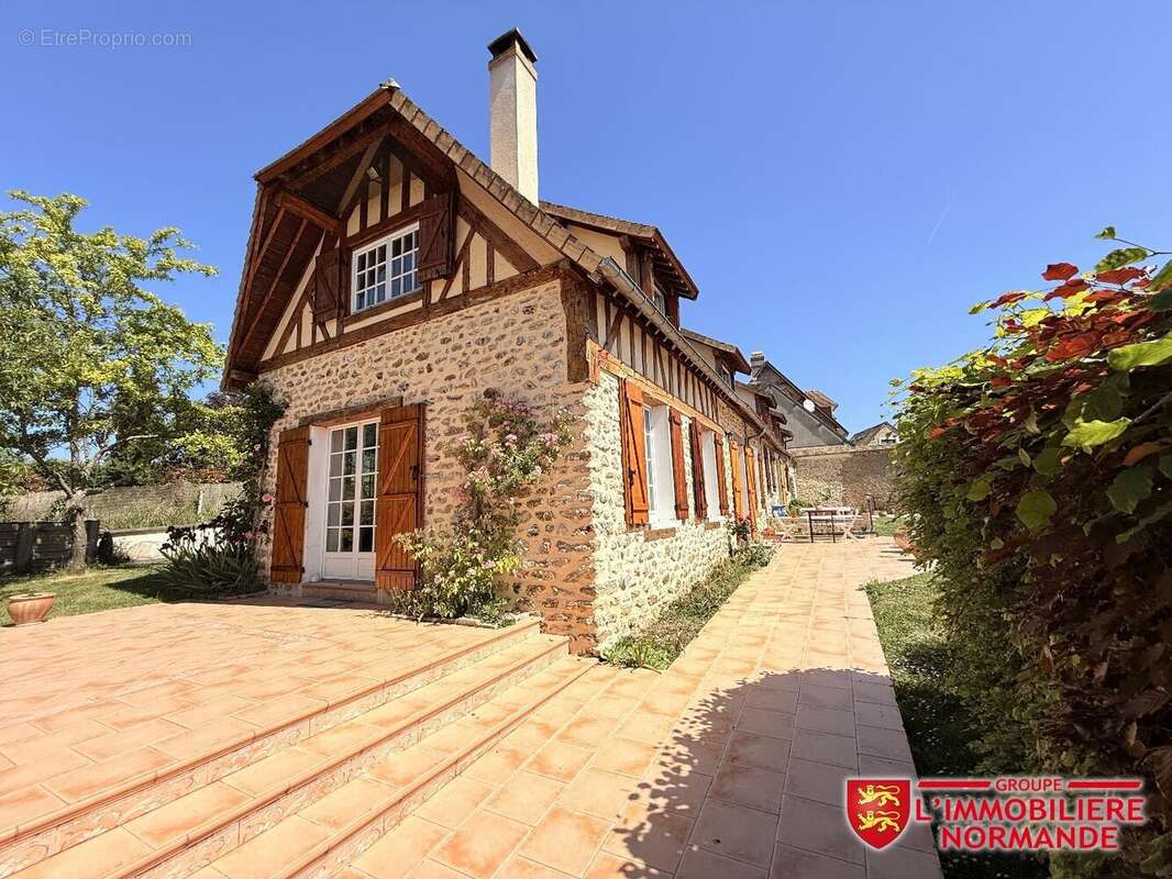 Maison à CHAMBRAY