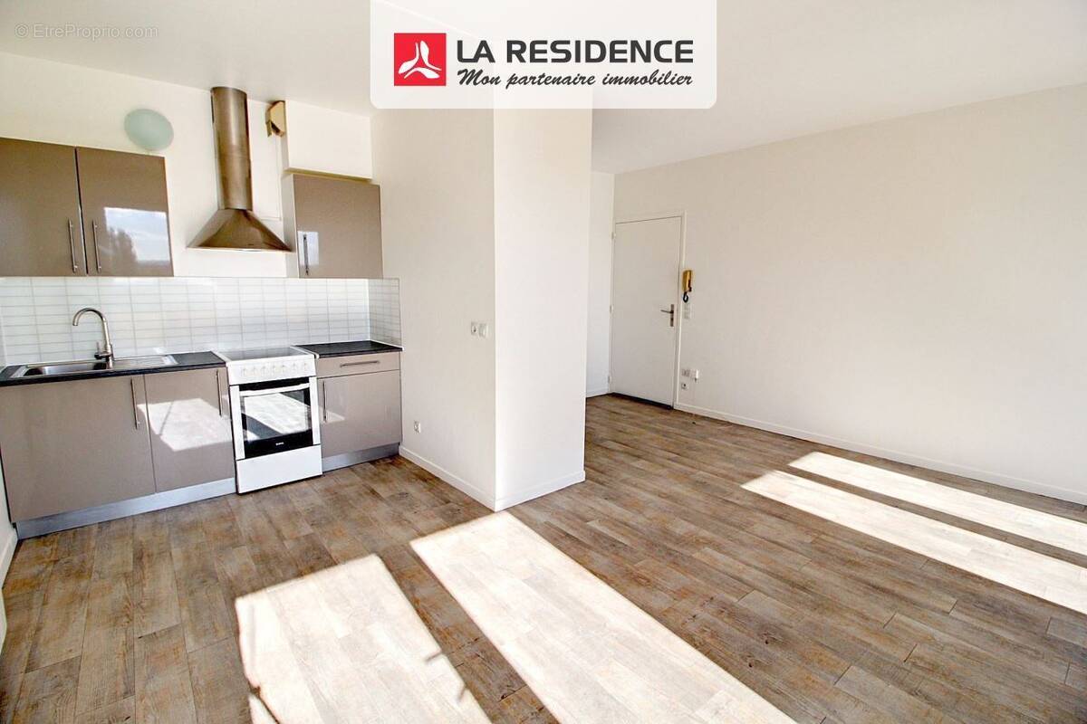 Appartement à VAUX-SUR-SEINE