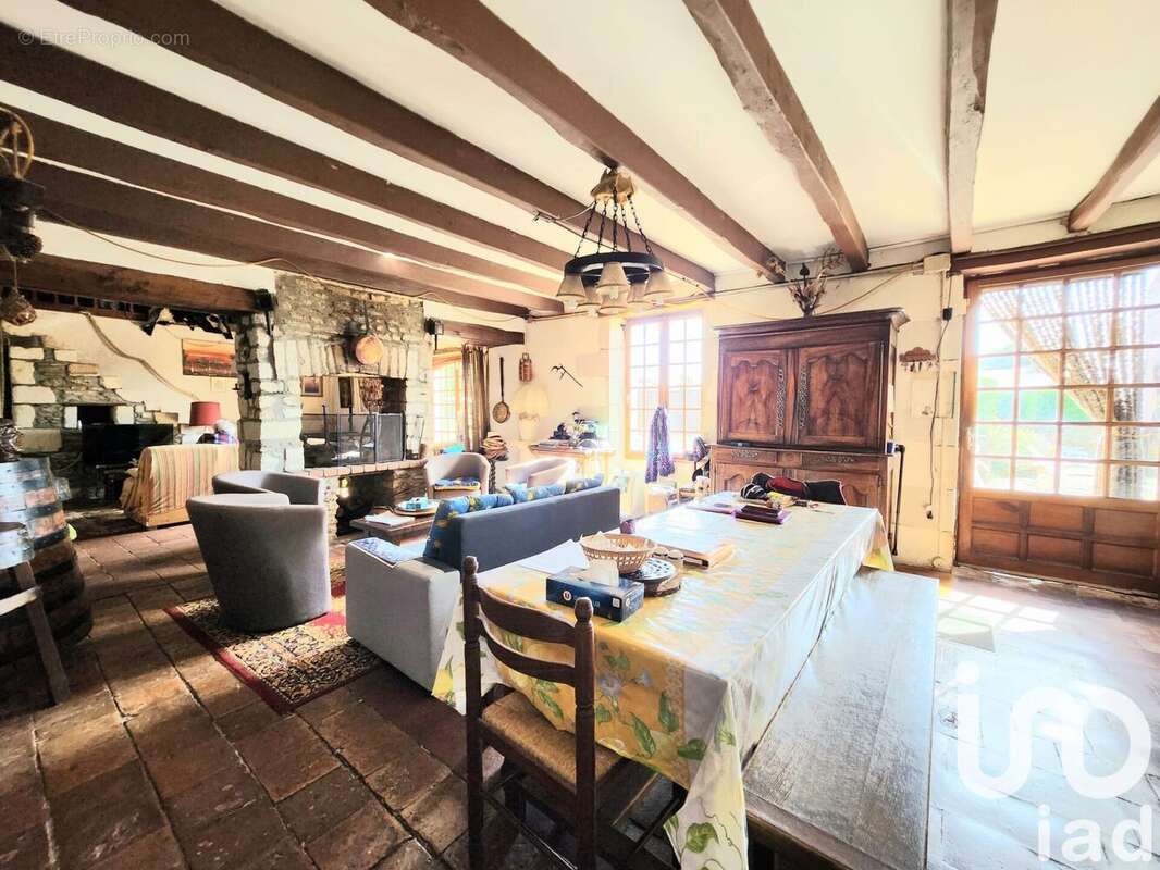 Photo 8 - Maison à THURAGEAU