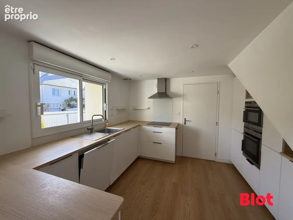 Maison 7 pièces 143 m² à vendre à Chateaugiron (35410) - photo 4