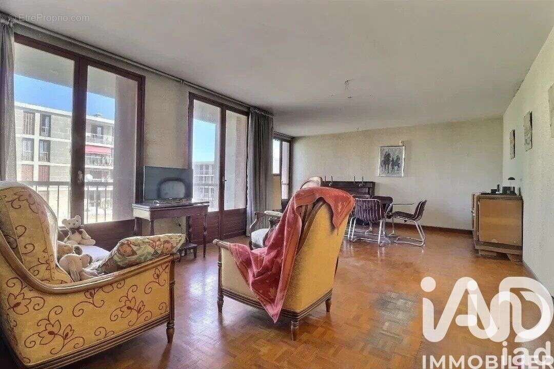 Photo 3 - Appartement à MARSEILLE-8E