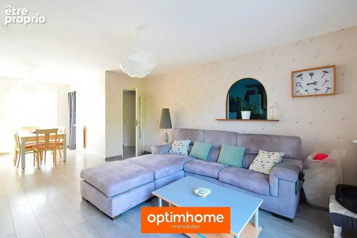 Bourgbarré(35) – Maison de 103 m² avec garage attenant et jardin - photo 2