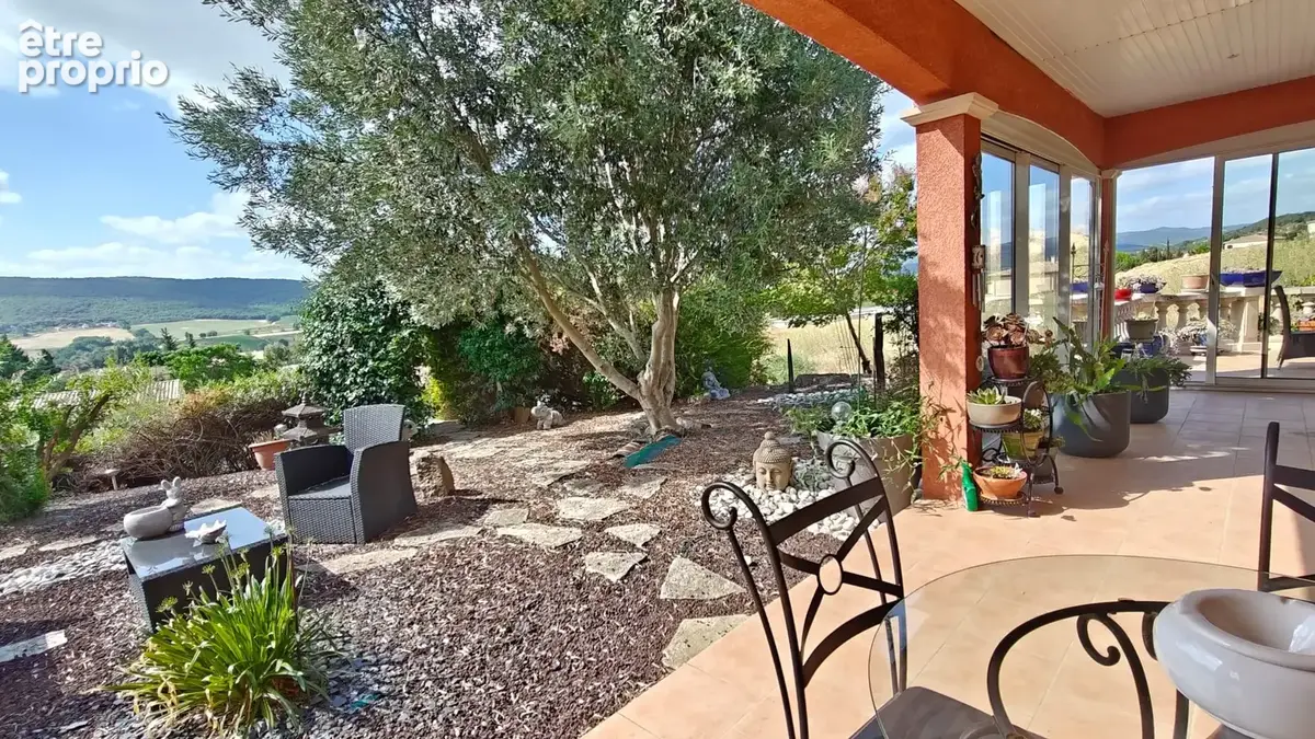 Limoux - Villa en position dominante - Terrain de 3700m2- Piscine et cuisine d'été - photo 8