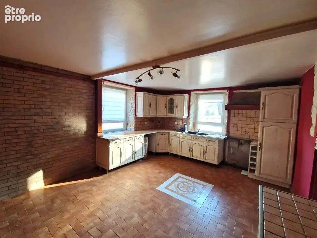 Maison 4 pièces 123 m² à vendre à Hericourt (70400) - photo 3