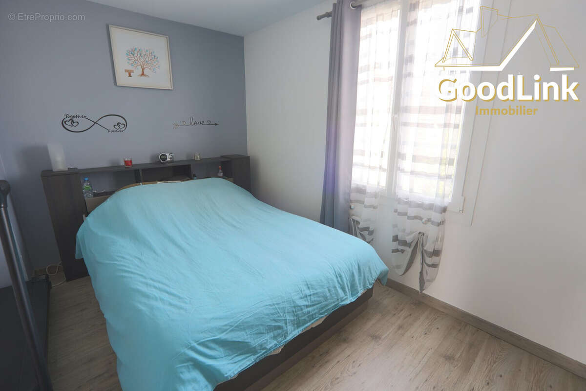 Maison à VERT-SAINT-DENIS