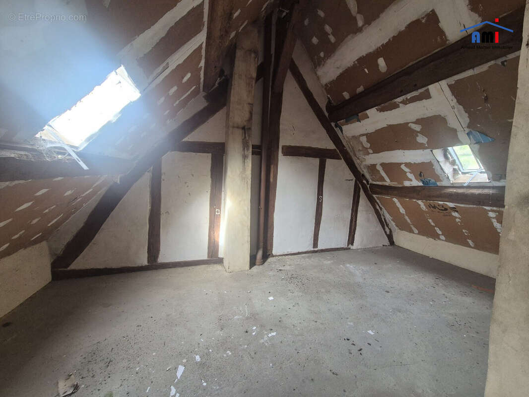 Maison à MOUTIERS-AU-PERCHE
