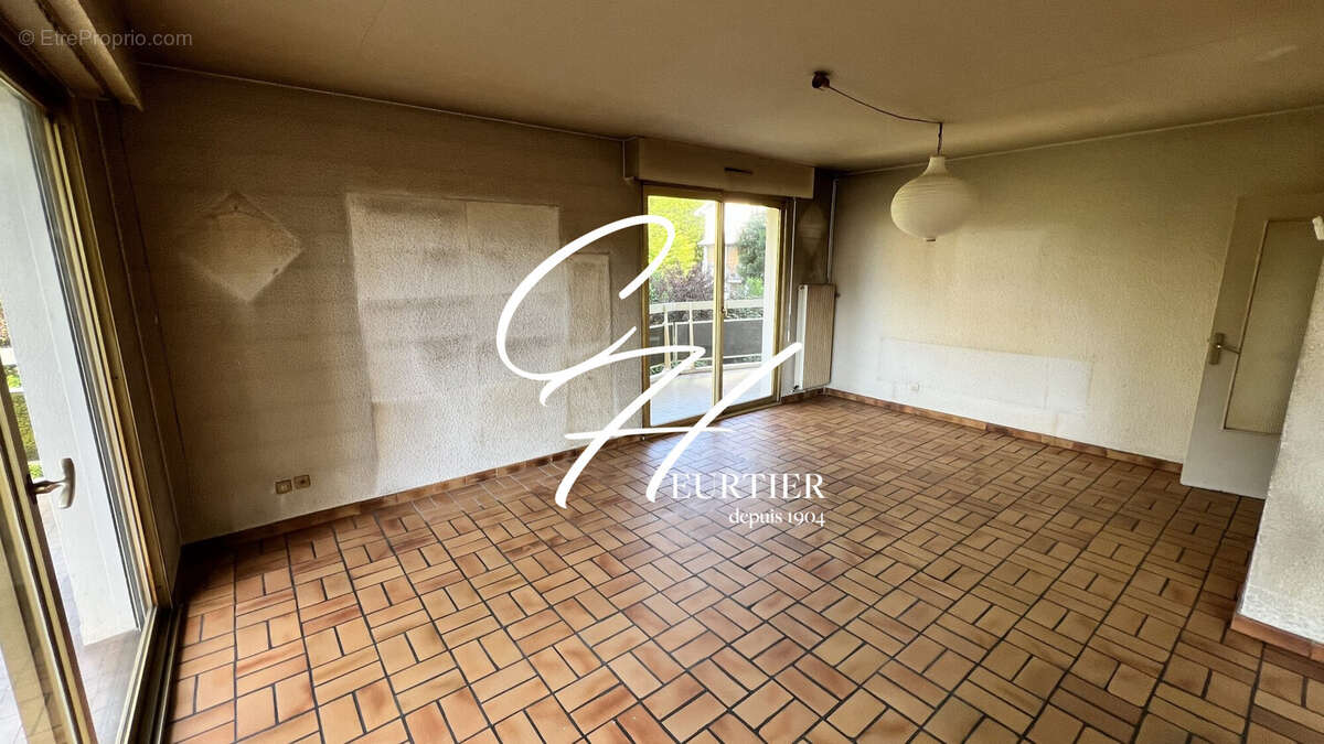 Appartement à MEYLAN