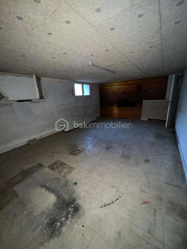 Maison à LA BAZOUGE-DU-DESERT