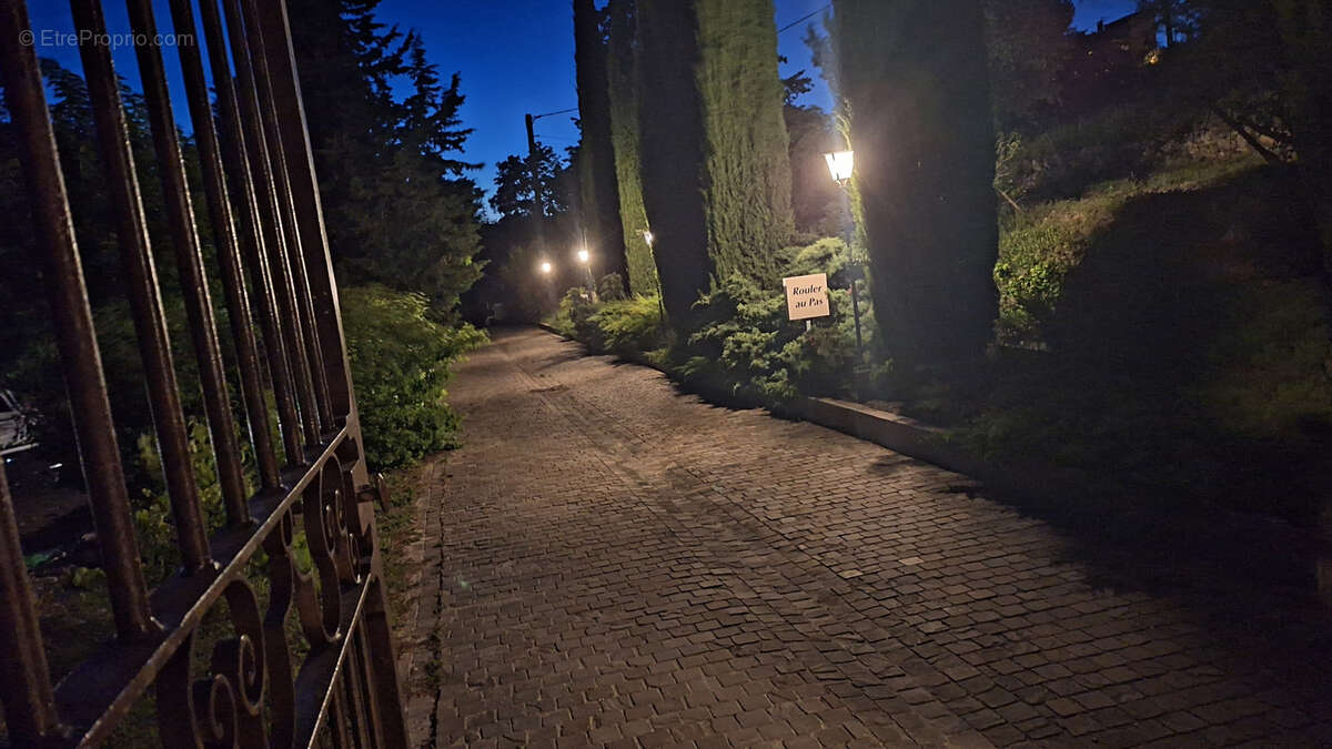 Maison à MOUSTIERS-SAINTE-MARIE