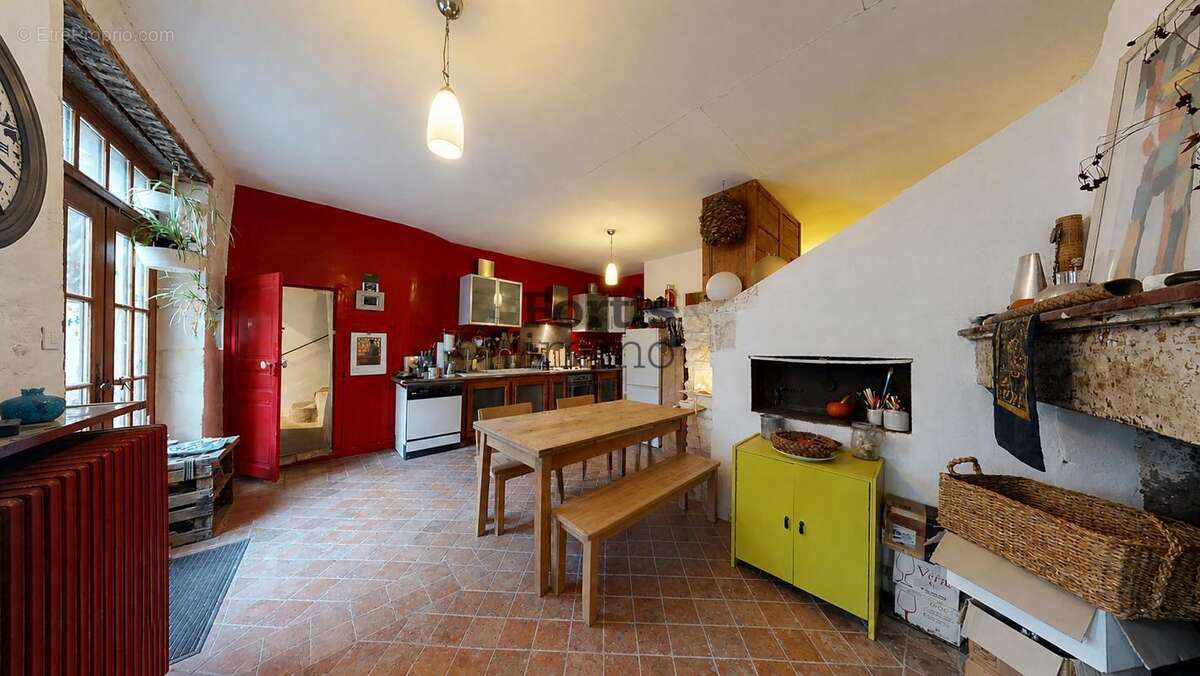 Maison à EPINEUIL