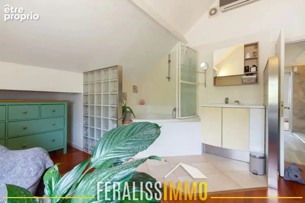Agréable maison familiale sur sous sol total - photo 14