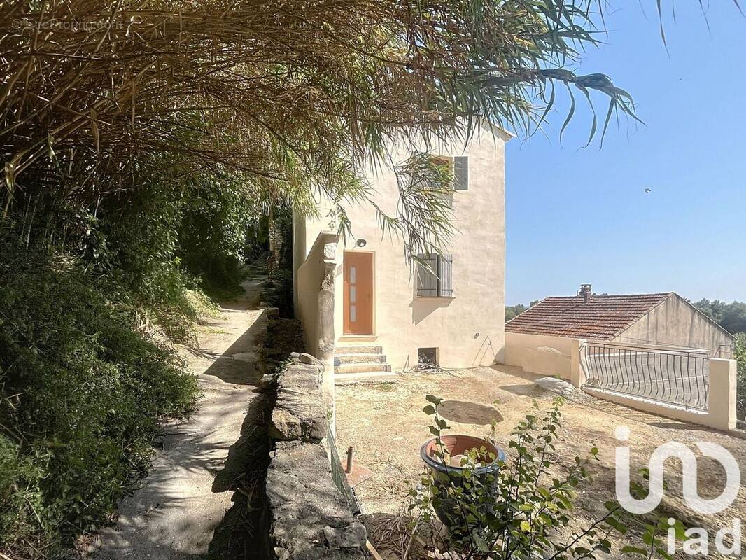 Photo 1 - Maison à LA CALMETTE