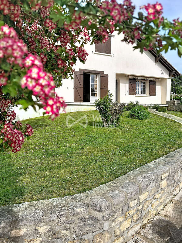 Maison à SAINT-SAUVEUR-EN-PUISAYE