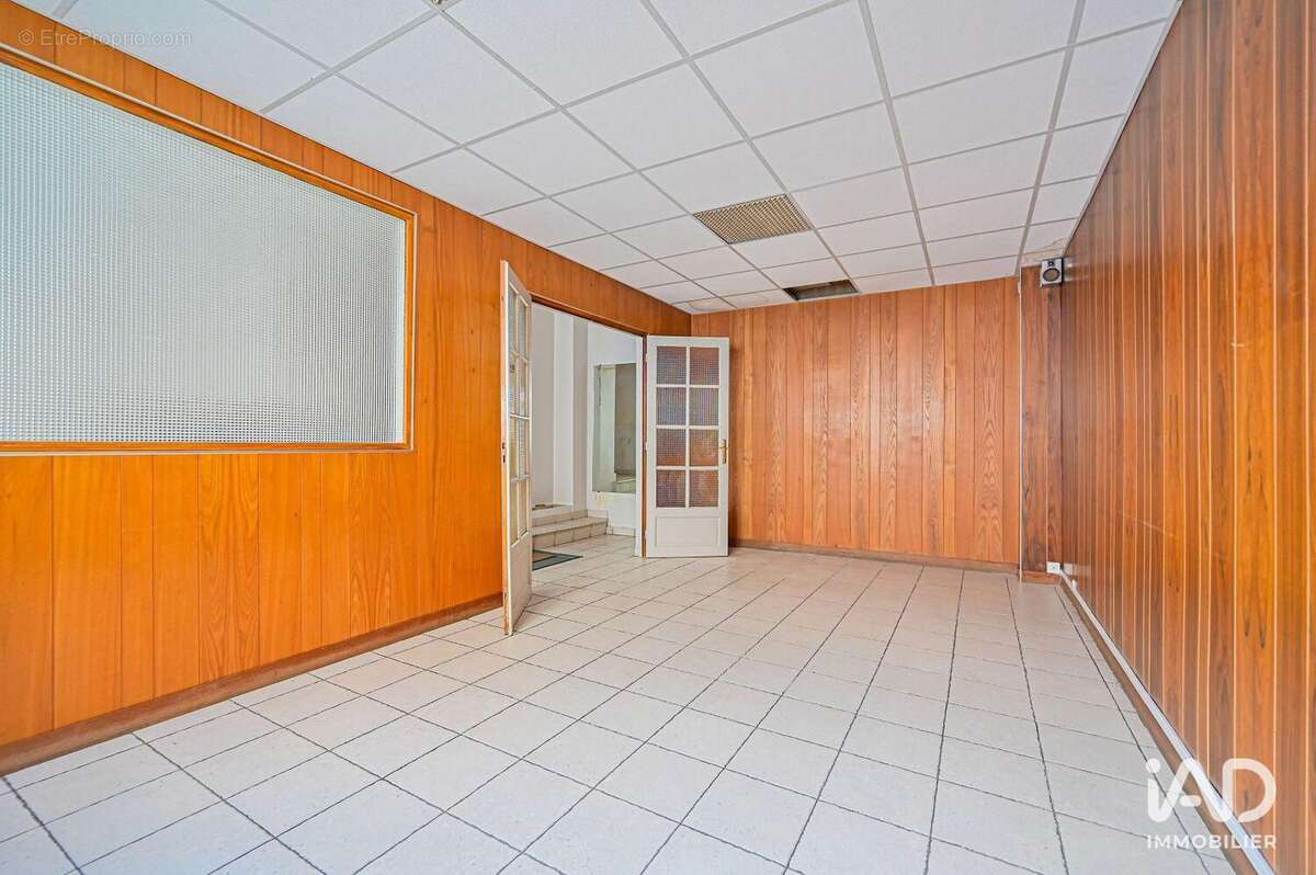 Photo 4 - Commerce à BOIS-COLOMBES