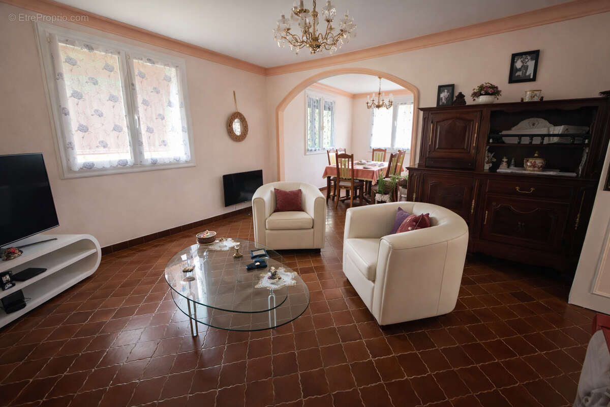 Maison à SAINT-PALAIS