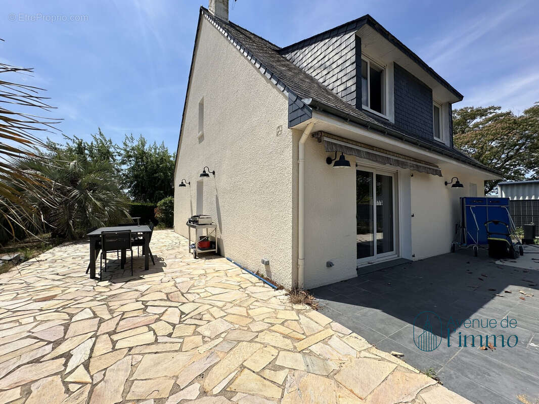 Maison à MAZE