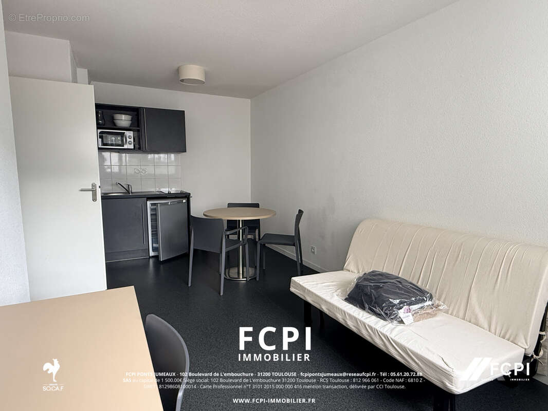 Appartement deux pièces 37 m2 - RENNES - photo 2
