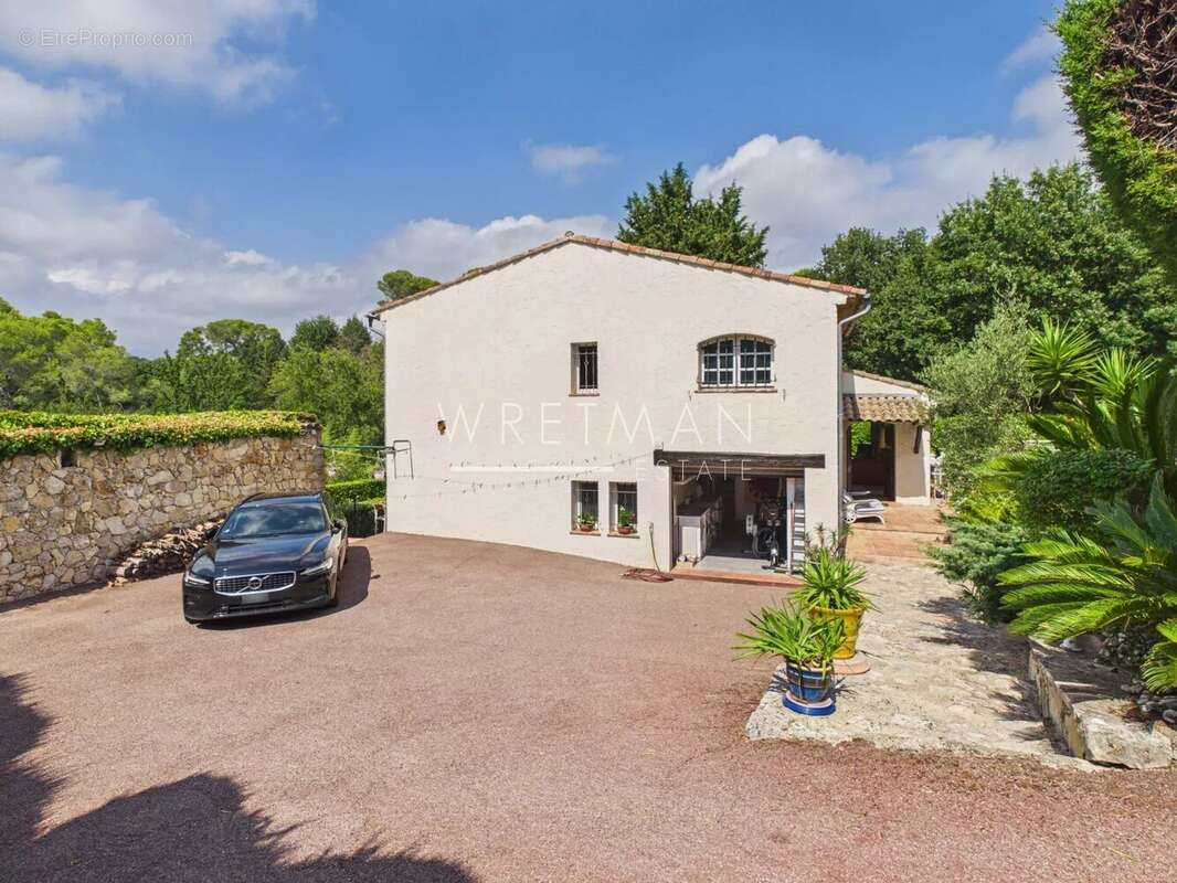 Villa familiale avec piscine dans une domaine sécurisé - Mougins - photo 24