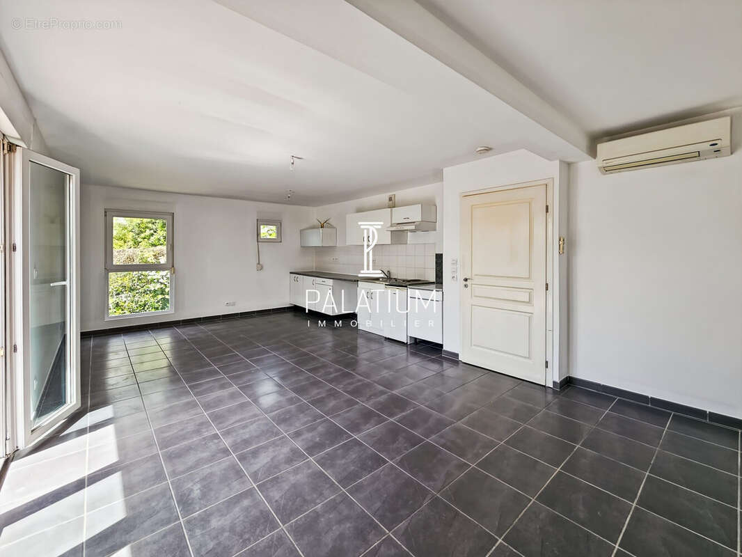 Appartement à PERTUIS
