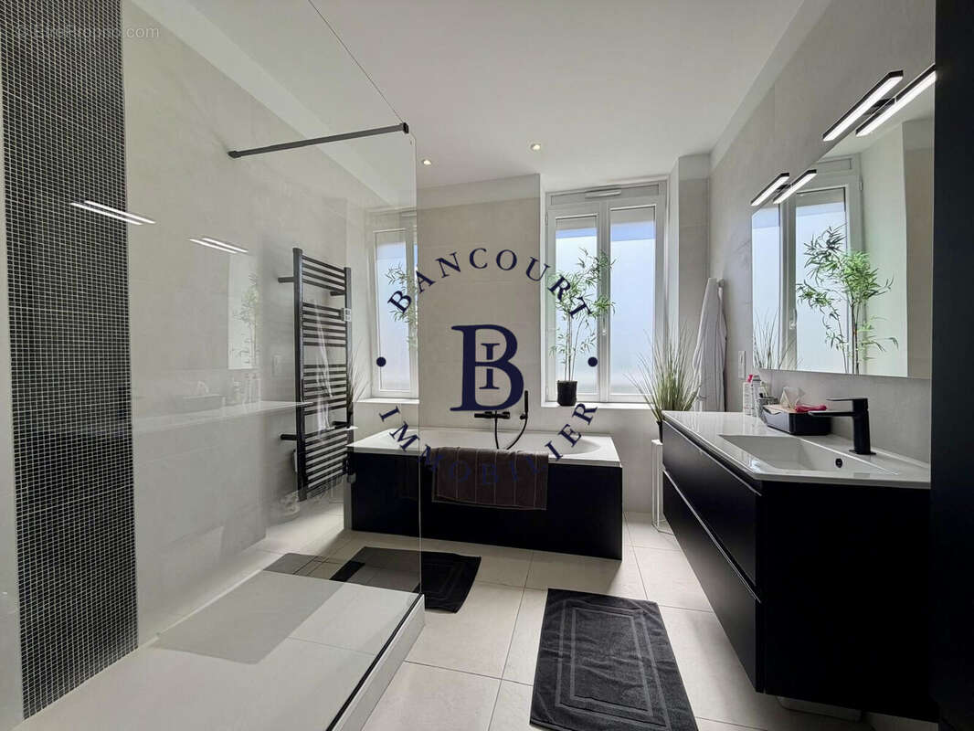 Appartement à BRIVE-LA-GAILLARDE