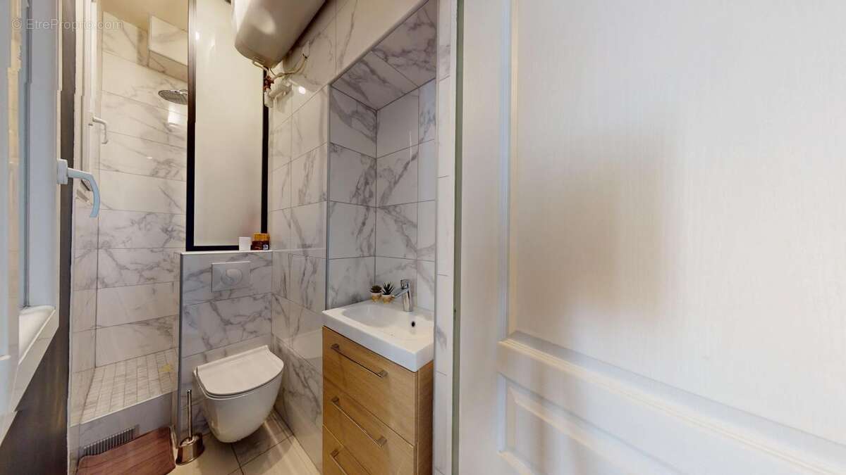 Appartement à PARIS-11E