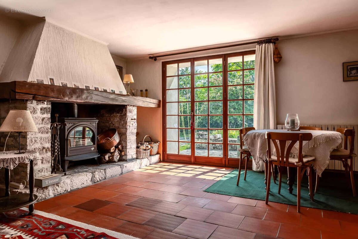 Propriété de campagne - photo 17