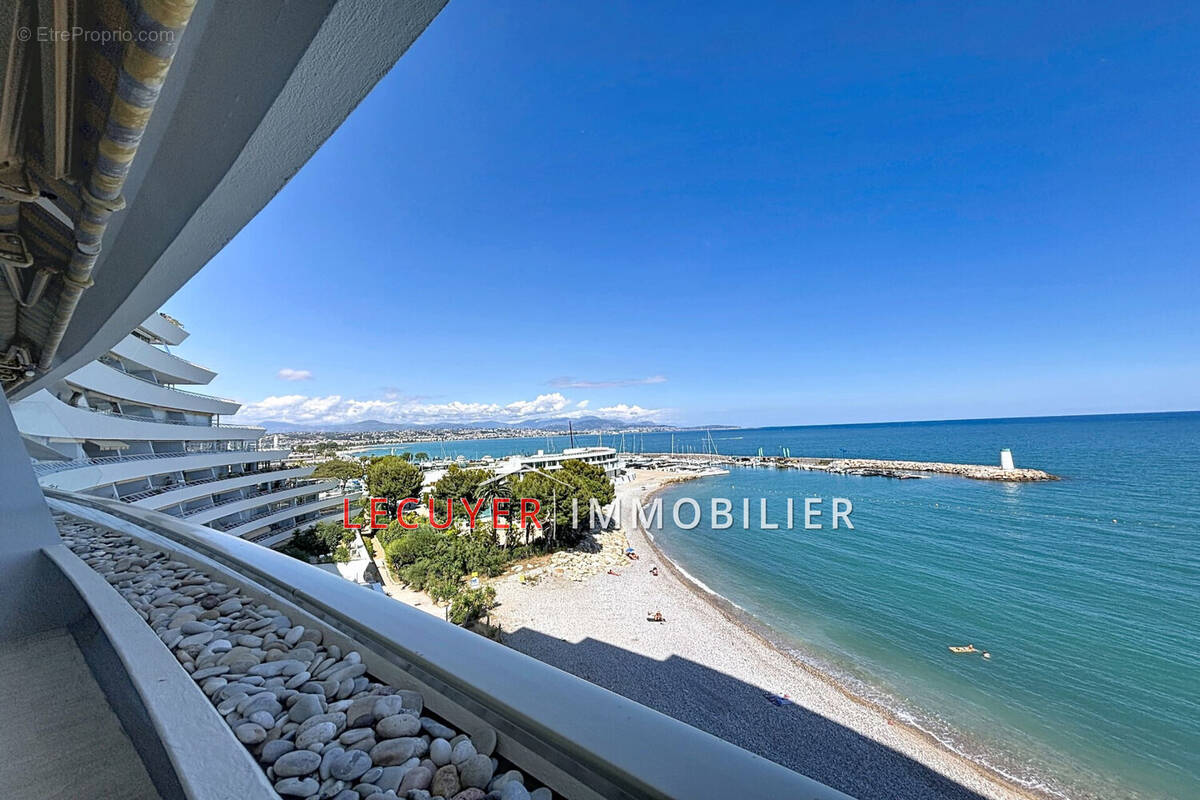 Appartement à VILLENEUVE-LOUBET