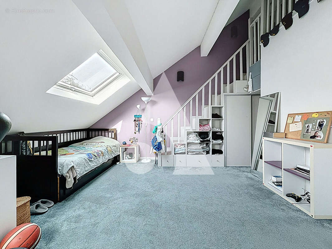 Appartement à RUEIL-MALMAISON