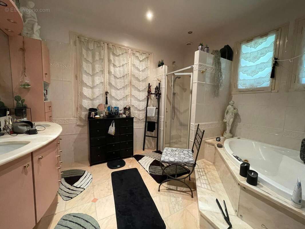 Photo 8 - Maison à USSON-DU-POITOU