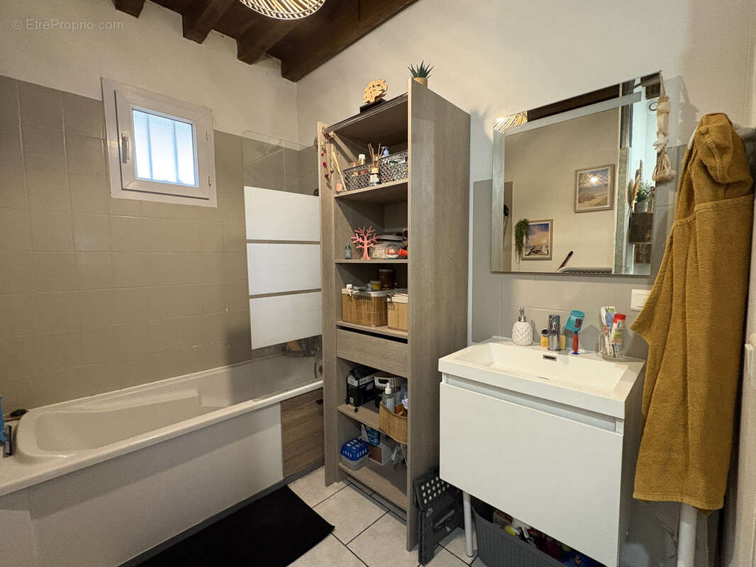 Maison à SAINT-PARRES-AUX-TERTRES