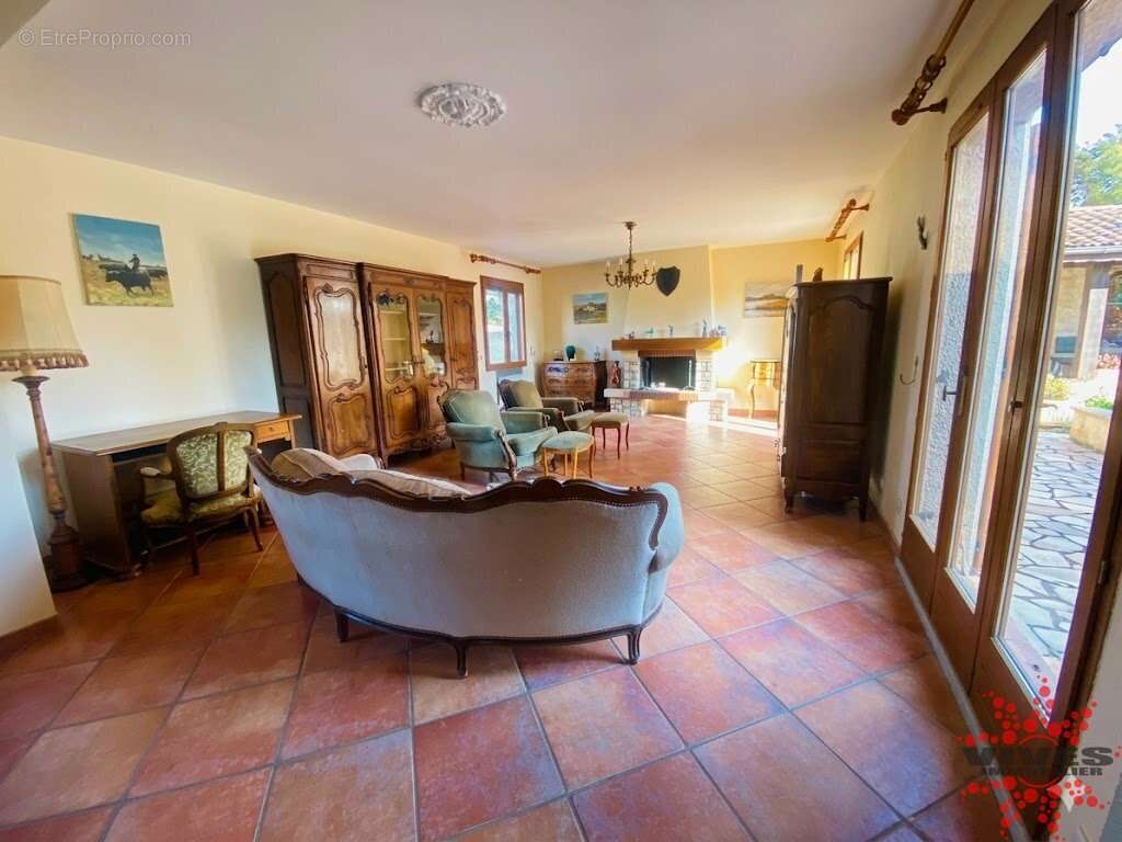 Maison à LESPIGNAN