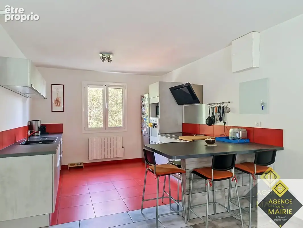 Maison  4/5 pieces sur sous sol - photo 4