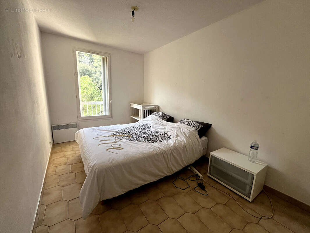Appartement à SAINT-LAURENT-DU-VAR