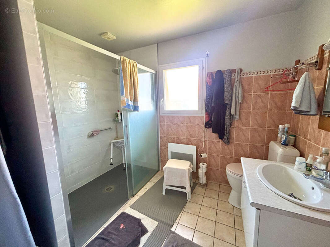 À VENDRE  Maison de plain-pied avec jardin à Saint-Paul-lès-Dax - photo 9