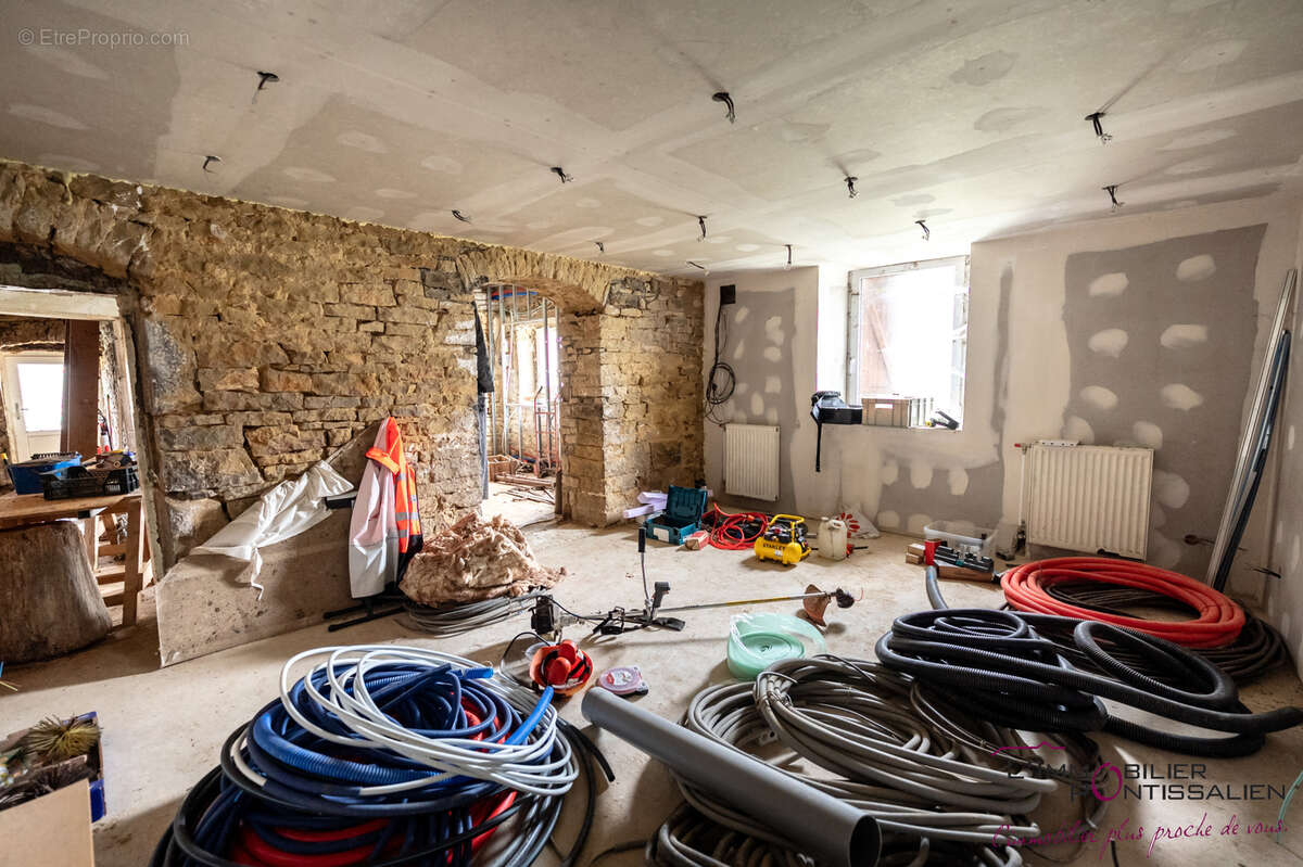 Gevresin - ferme a renover - photo 10