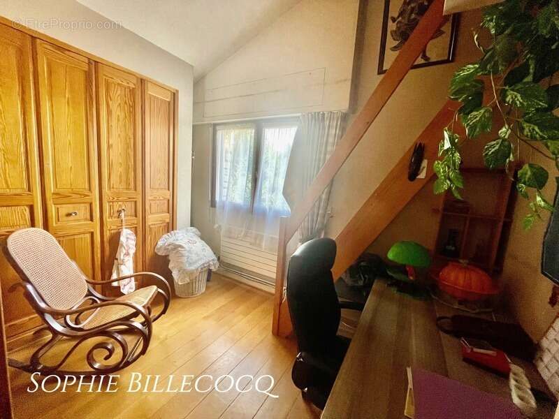 Maison 8 pièces, vue dominante, volumes rares et espace bien-être - Les Coteaux Argenteuil - photo 14