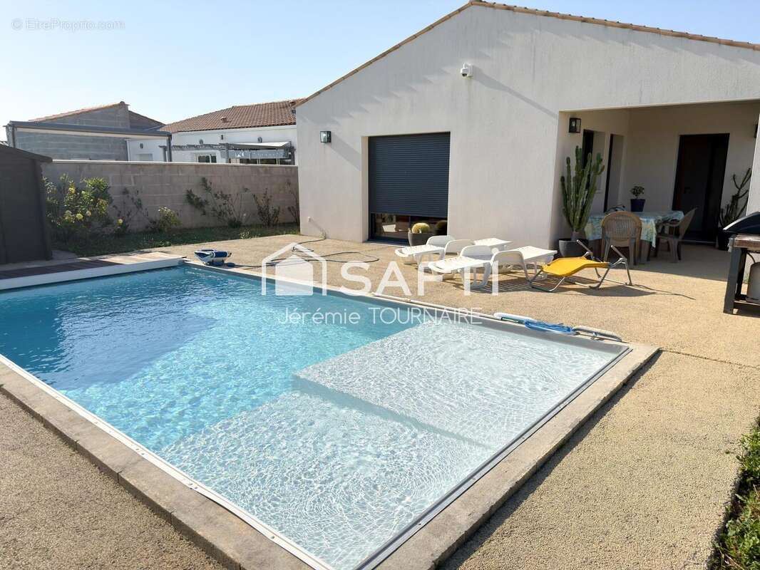 Maison 118 m² à Saint-Jean-De-Liversay  - photo 2