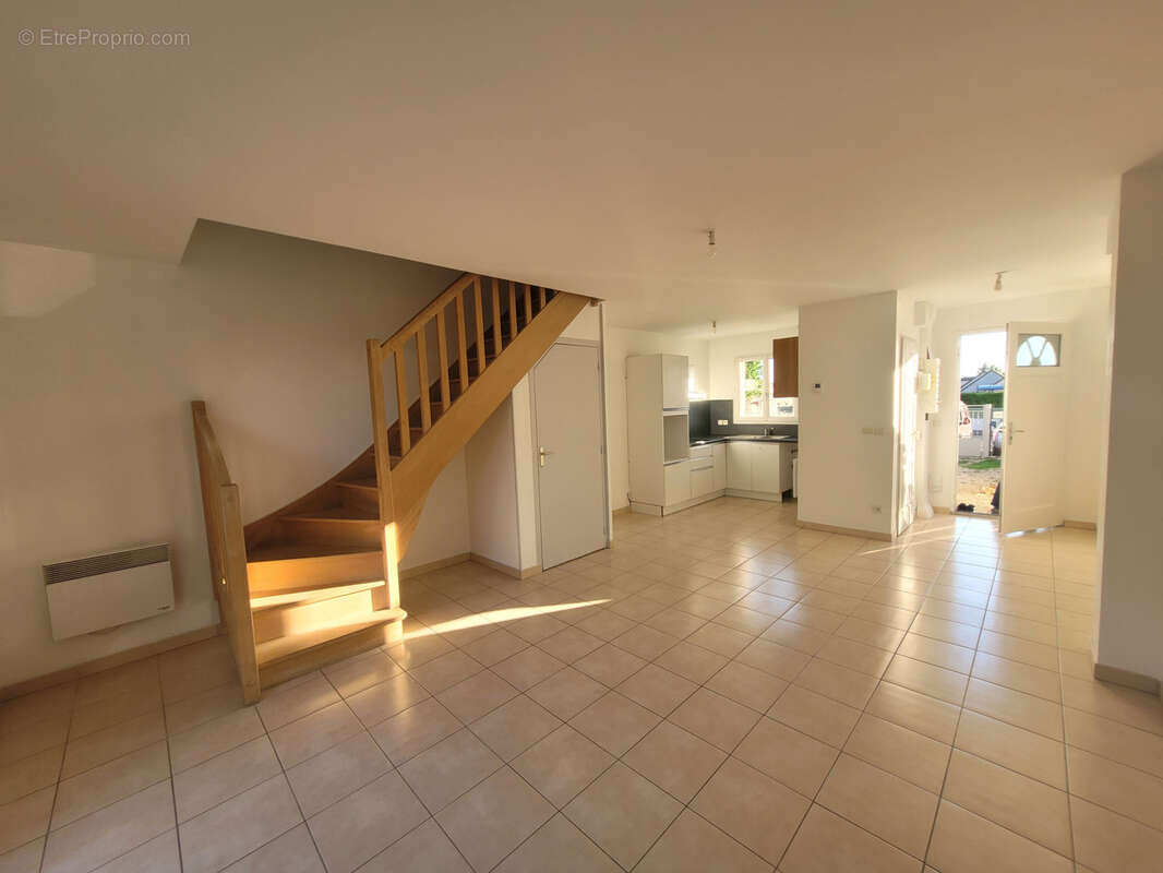 Maison à AUNAY-SOUS-AUNEAU