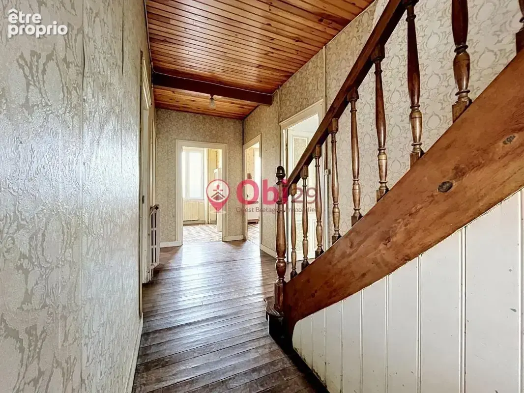Maison à rénover à fort potentiel de 138 m2 - photo 11