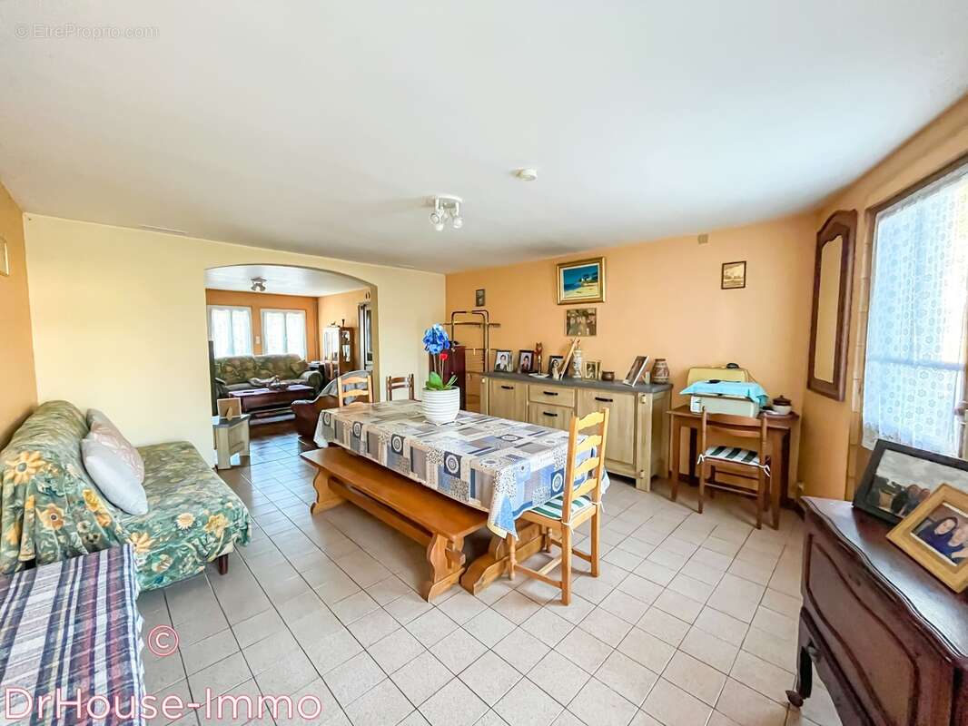 Maison à CHATELLERAULT