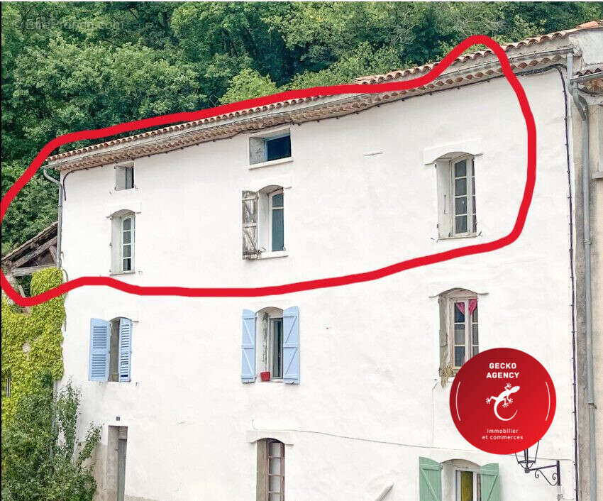 Maison à MONTFERRAT
