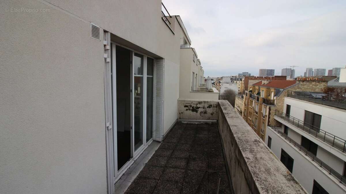 Appartement à PARIS-15E