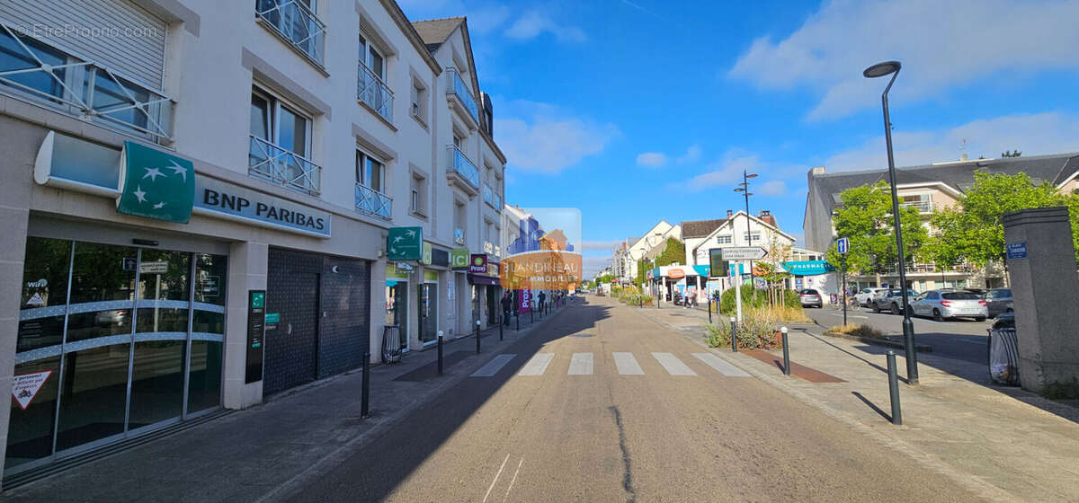 Commerce à SAINT-SEBASTIEN-SUR-LOIRE