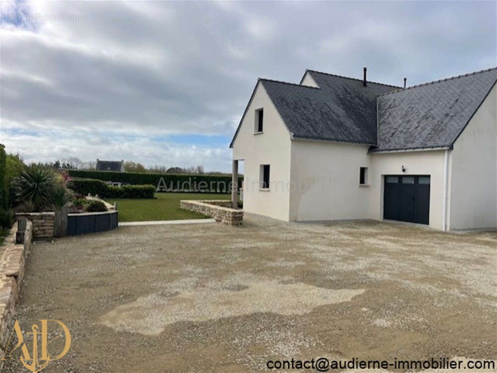 Maison à AUDIERNE