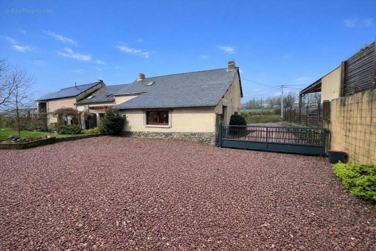 Maison à BREAL-SOUS-MONTFORT