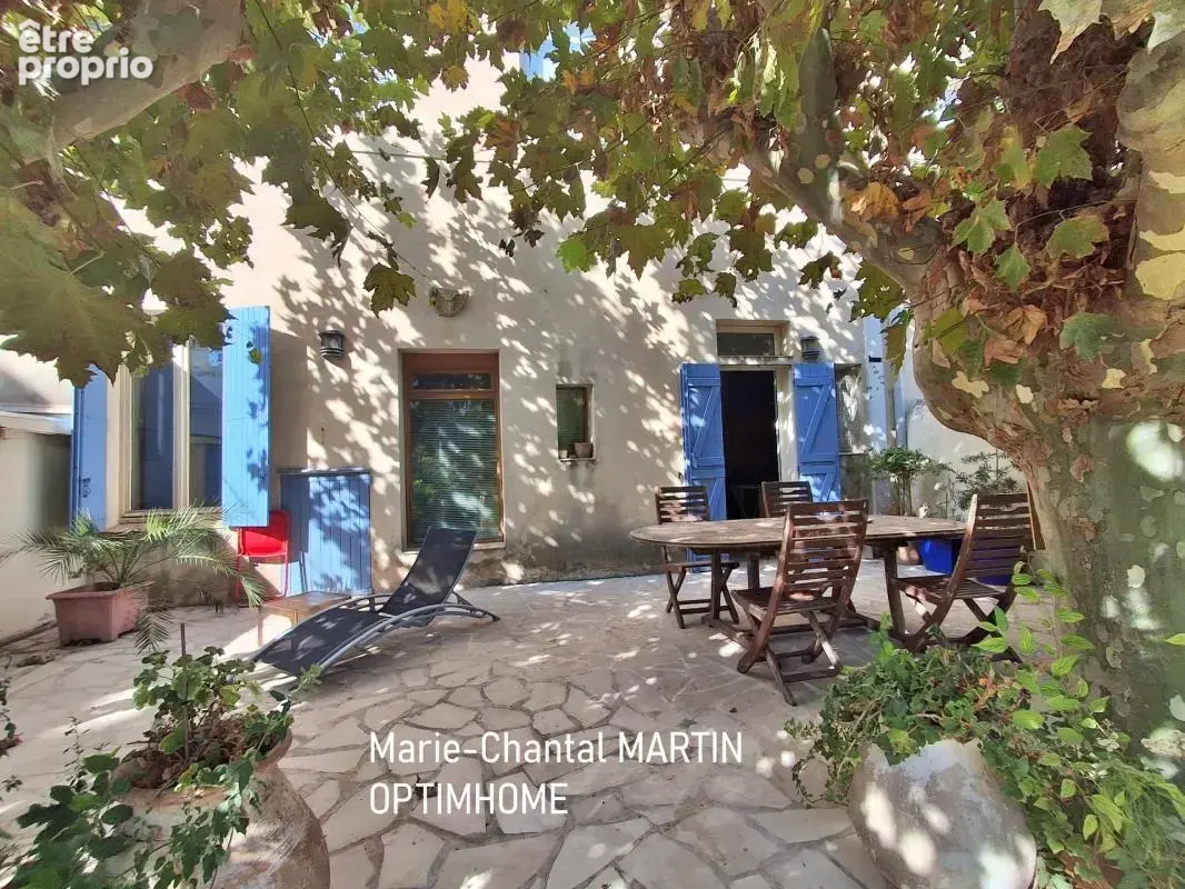 Appartement à MARSEILLE-8E