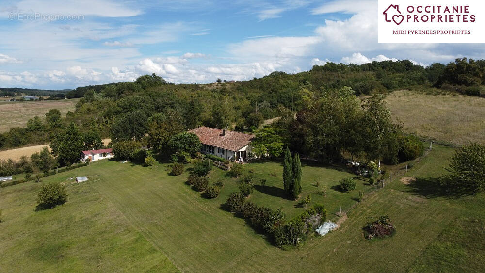 Maison à L&#039;ISLE-EN-DODON