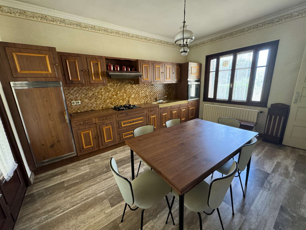 Maison à LE PEAGE-DE-ROUSSILLON