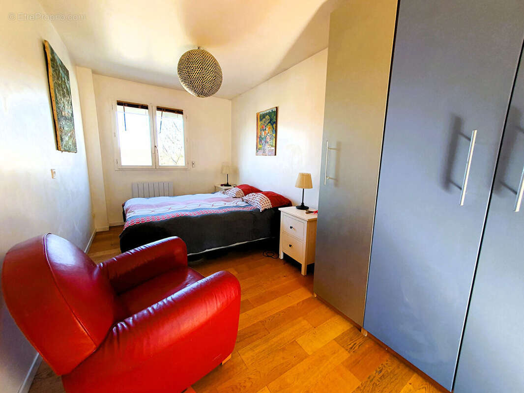 Maison à L'HAY-LES-ROSES